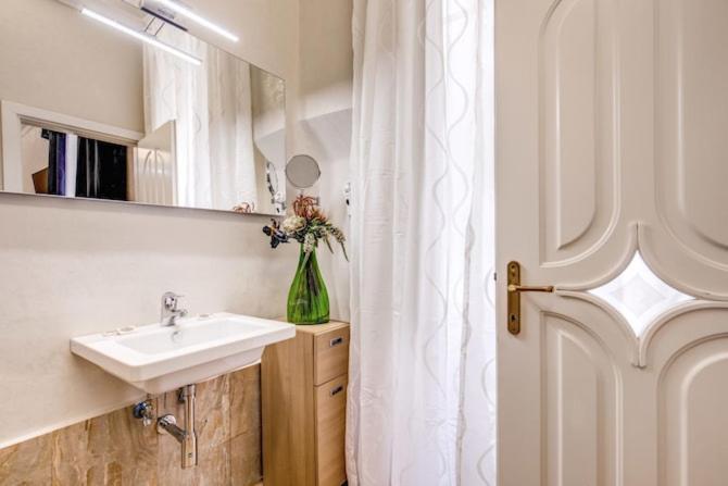 Smart Lux Roma Veneto Hotell Exteriör bild