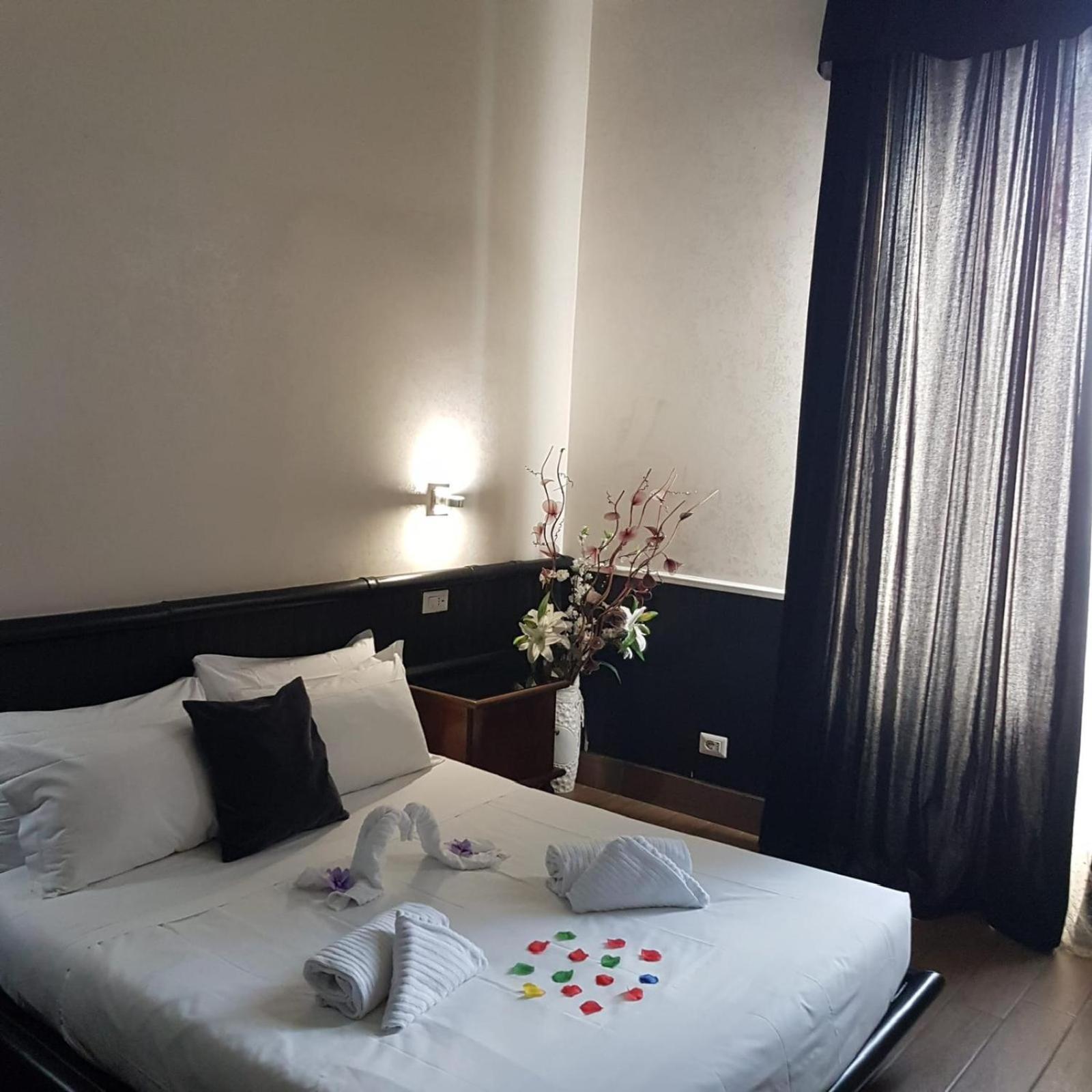 Smart Lux Roma Veneto Hotell Exteriör bild
