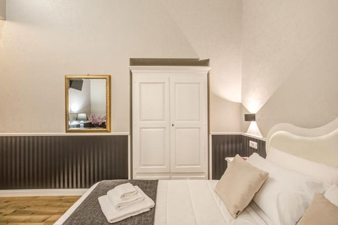 Smart Lux Roma Veneto Hotell Exteriör bild